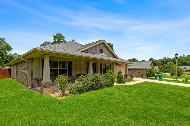 ZARCHARY ESTATES - Residential