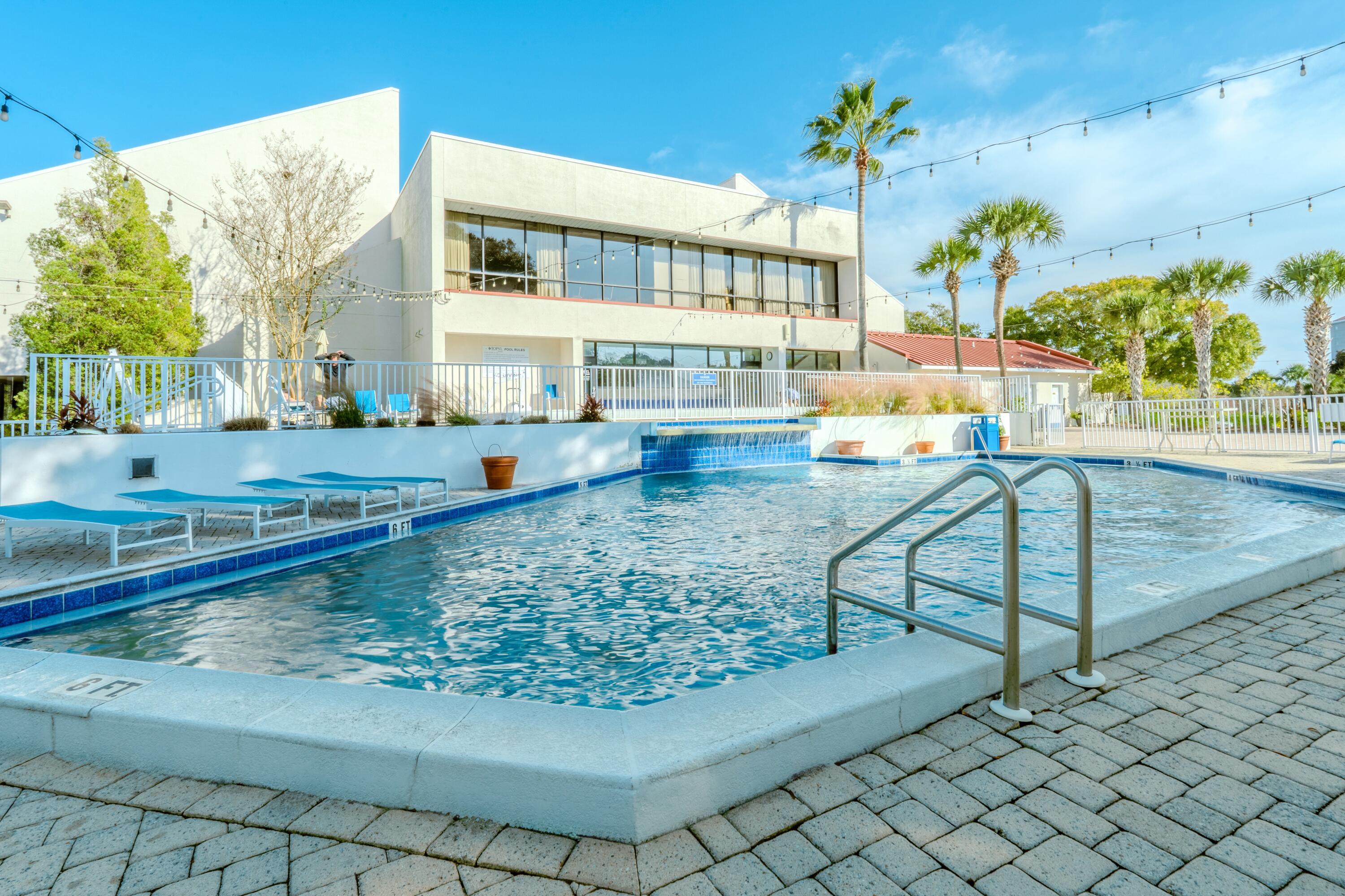 TOPS'L TENNIS VILLAGE - Residential