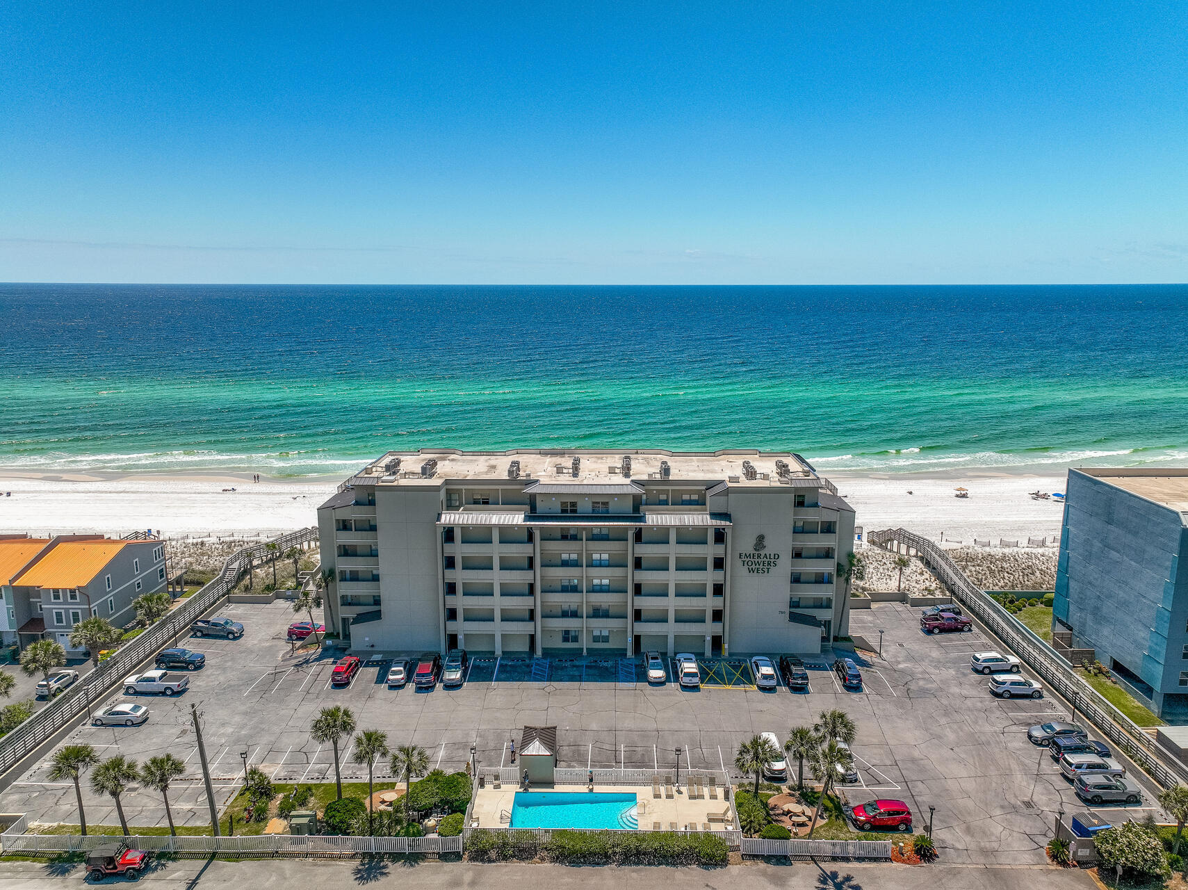 EMERALD TOWERS WEST CONDO - Residential