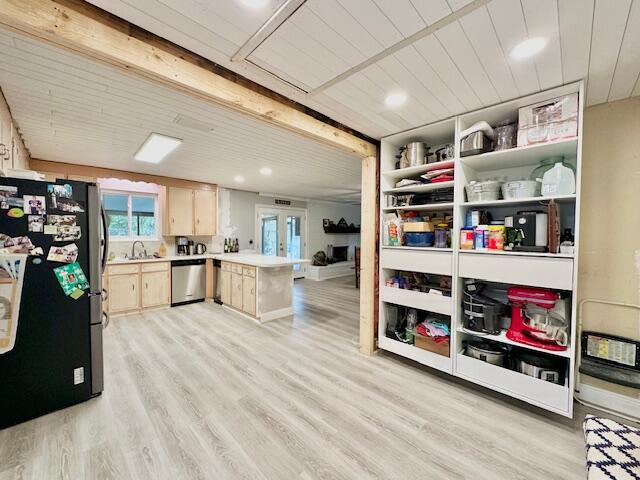 DONCASTER WOODS - Residential Lease