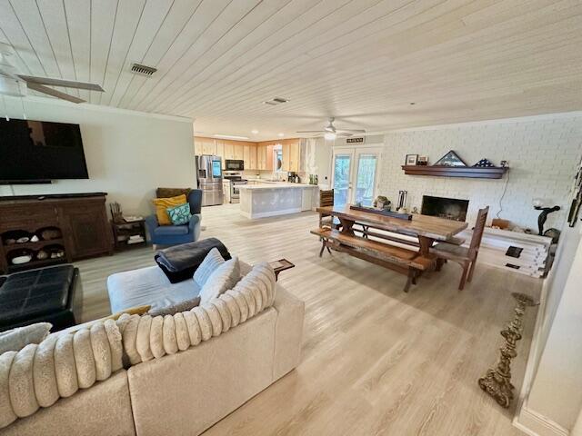 DONCASTER WOODS - Residential Lease