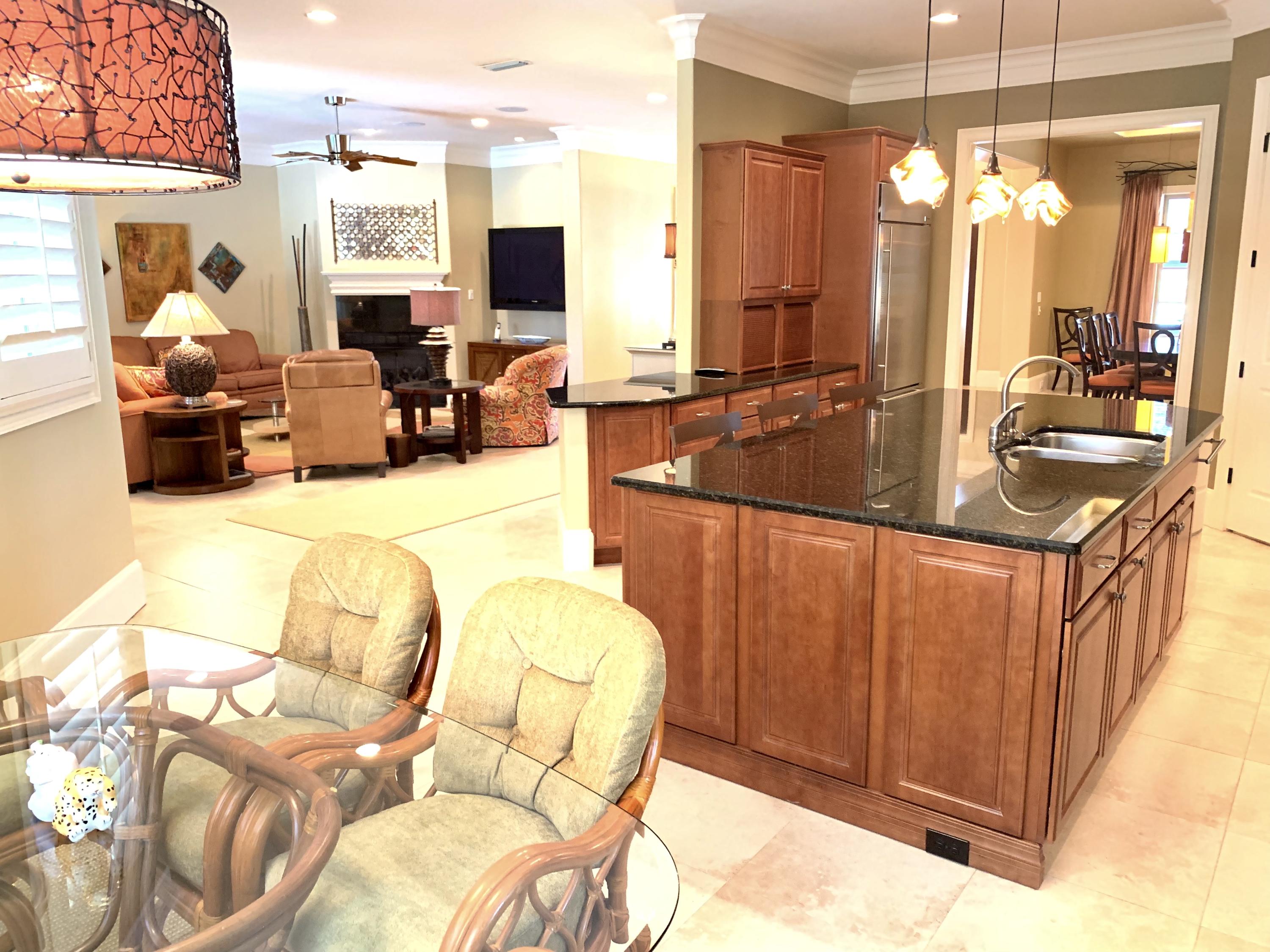 BAYTOWNE AVE EAST - Residential