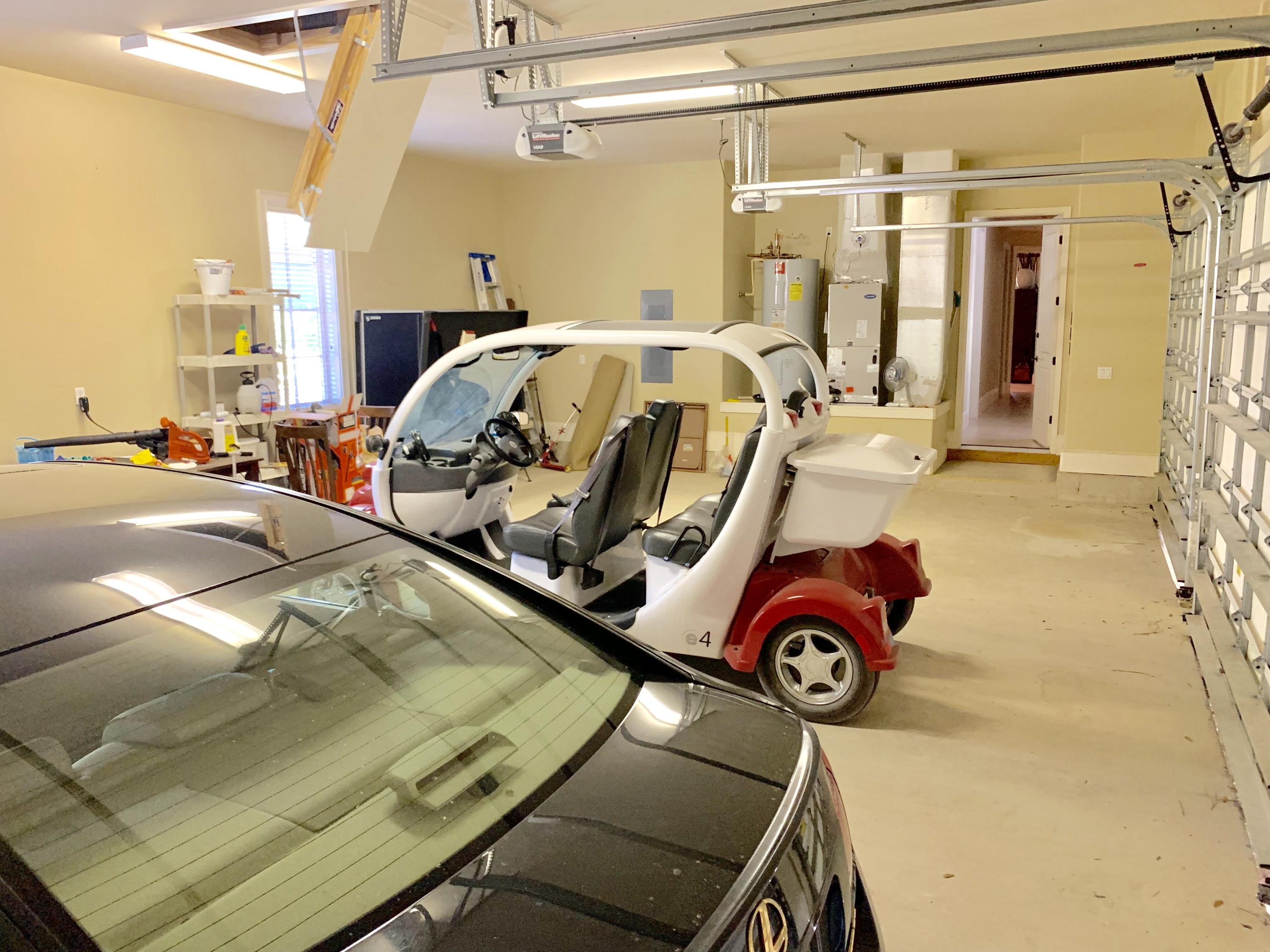 BAYTOWNE AVE EAST - Residential