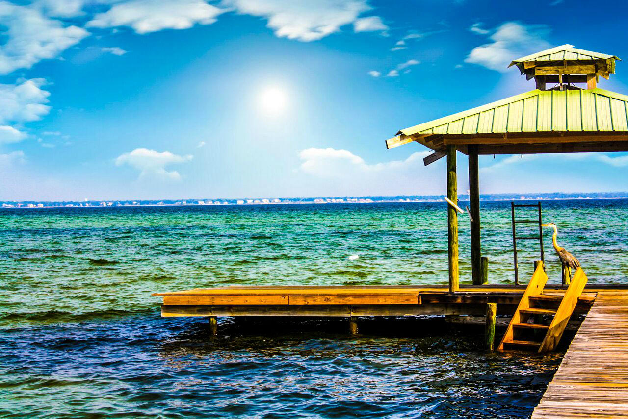 DESTIN M/P NE 185FT OF LOT 16 LESS THE NELY 100FT AND LESS THE SELY 3FT FOR STREET PURPOSES - Residential