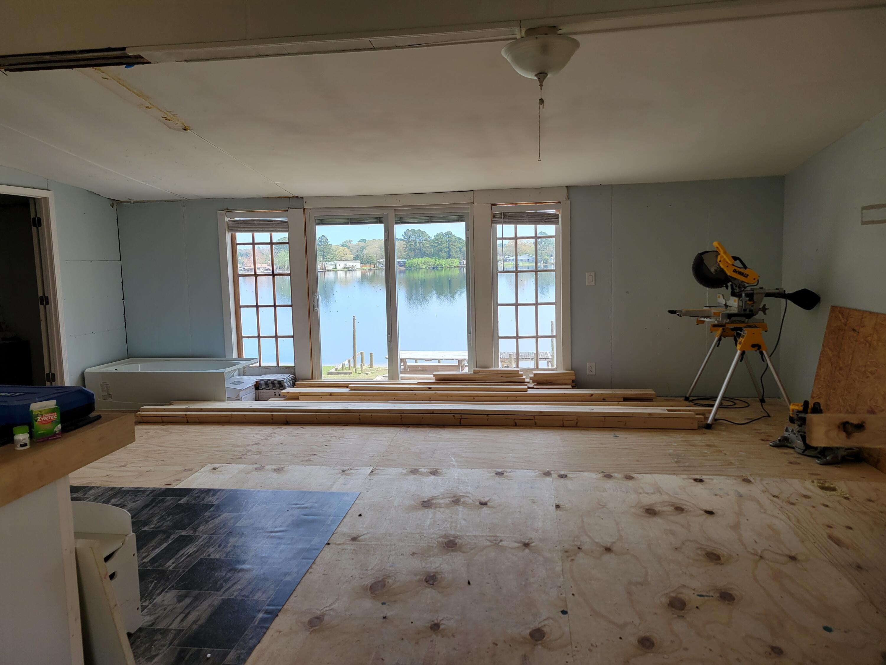 KING LAKE ESTATES - Residential