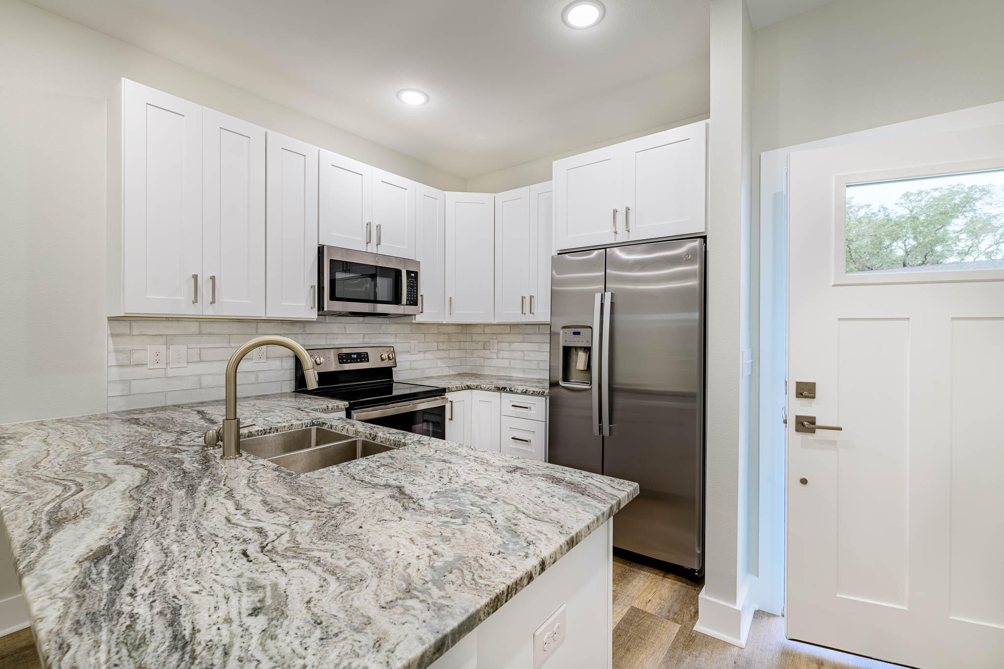 CLEARING ON KELLY MILL ROAD ''The Clearing'' - Residential Lease