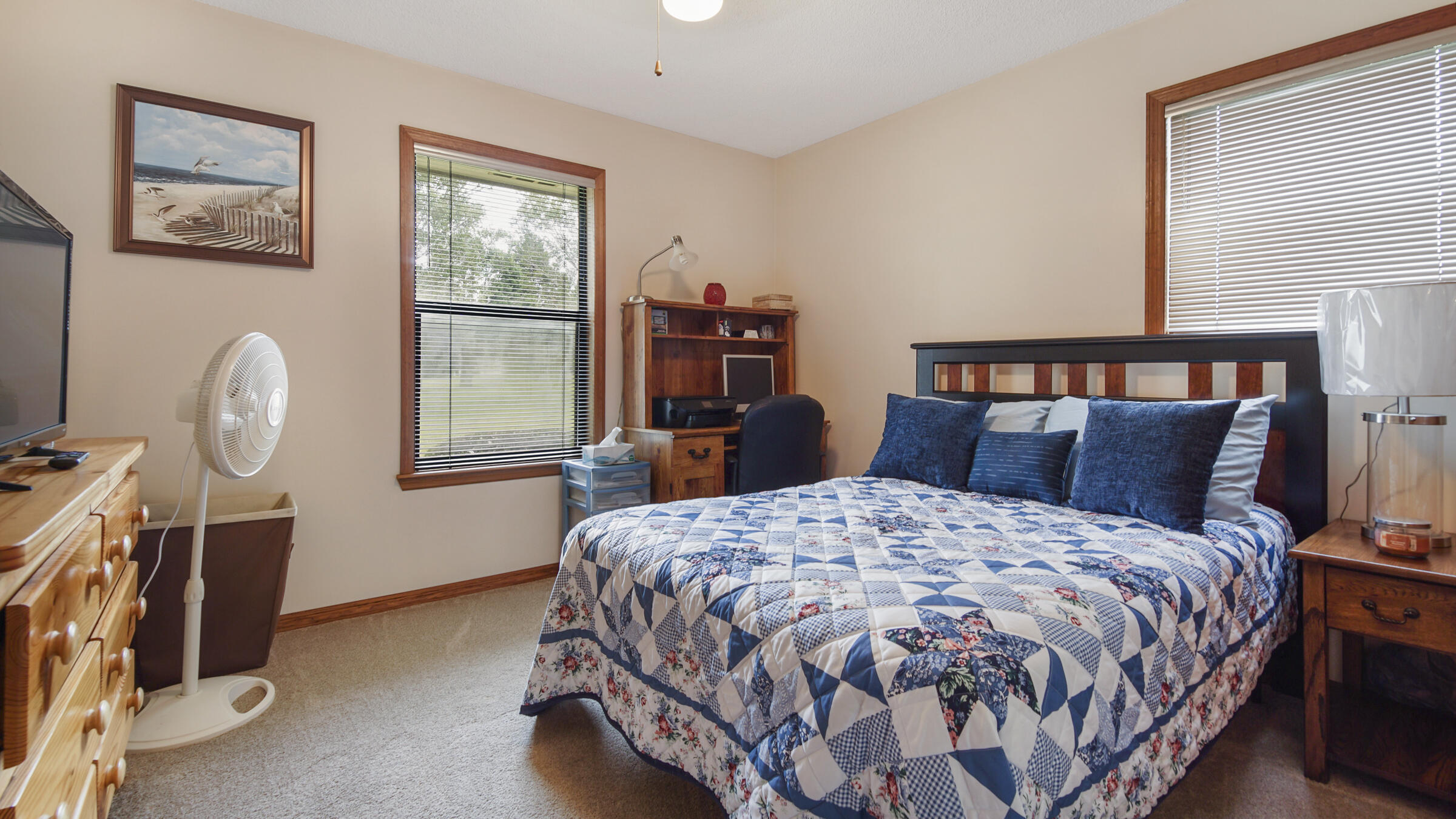 PINE SHORES - Residential