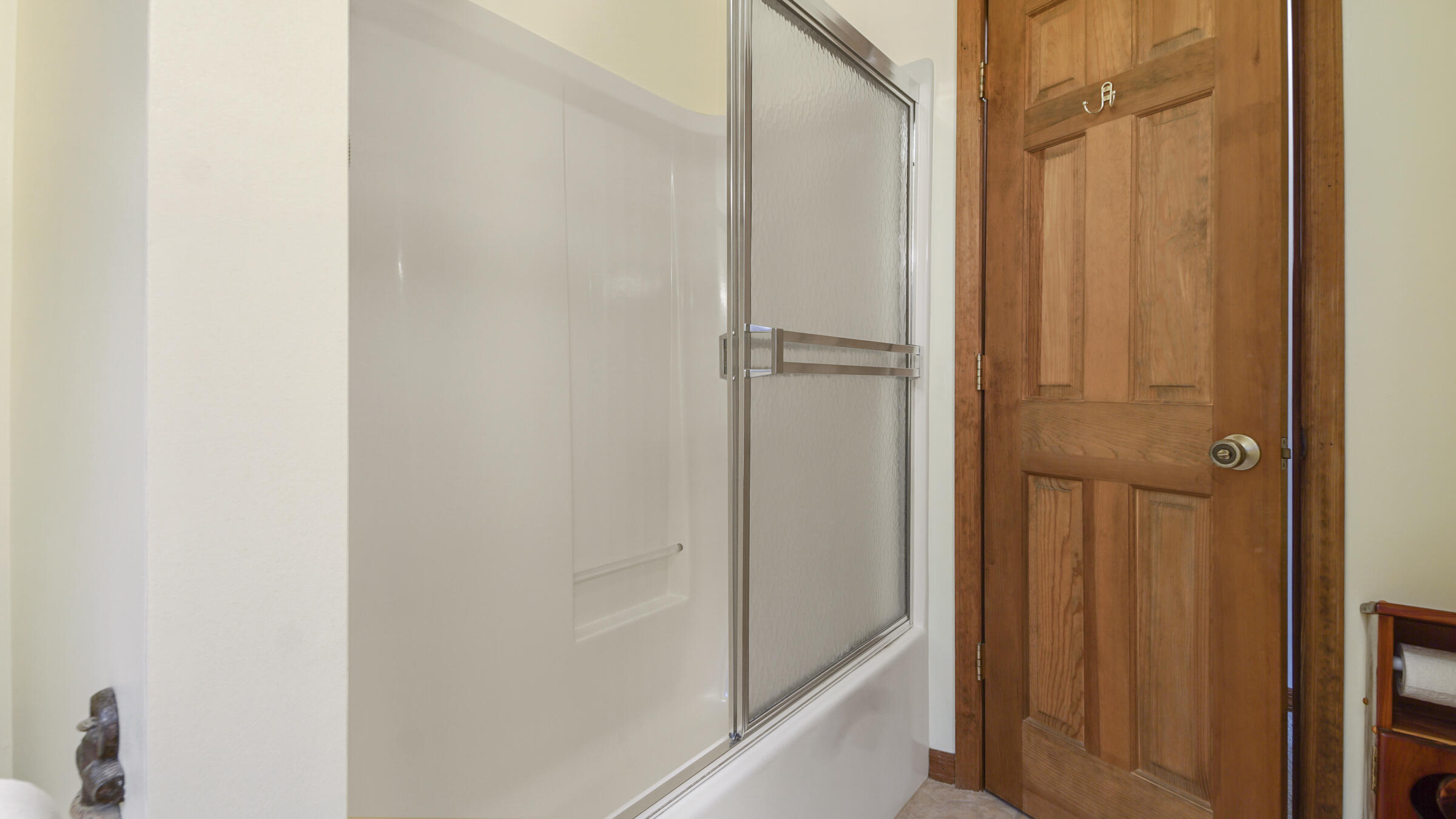 PINE SHORES - Residential