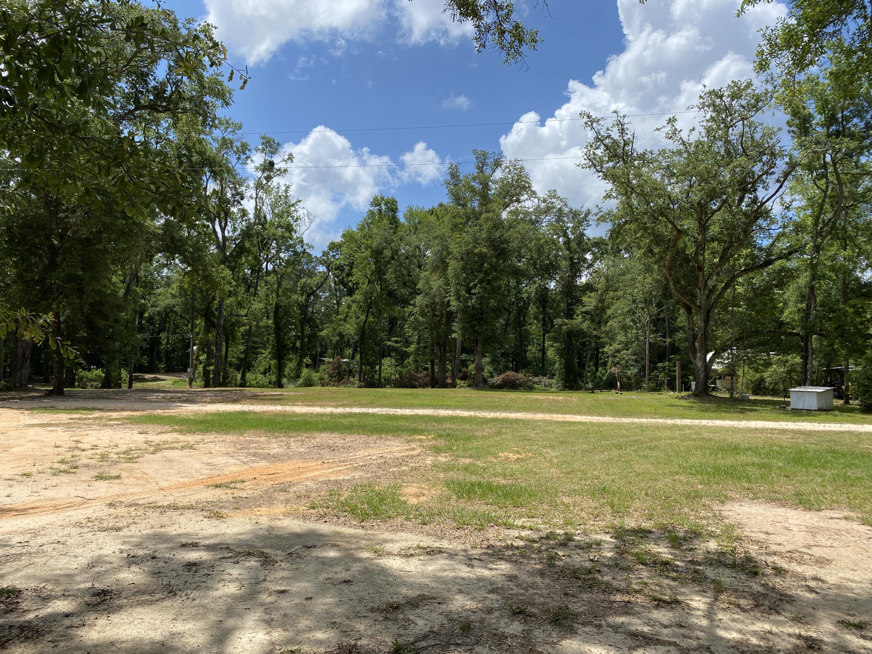 HOWELLS BLUFF - Residential