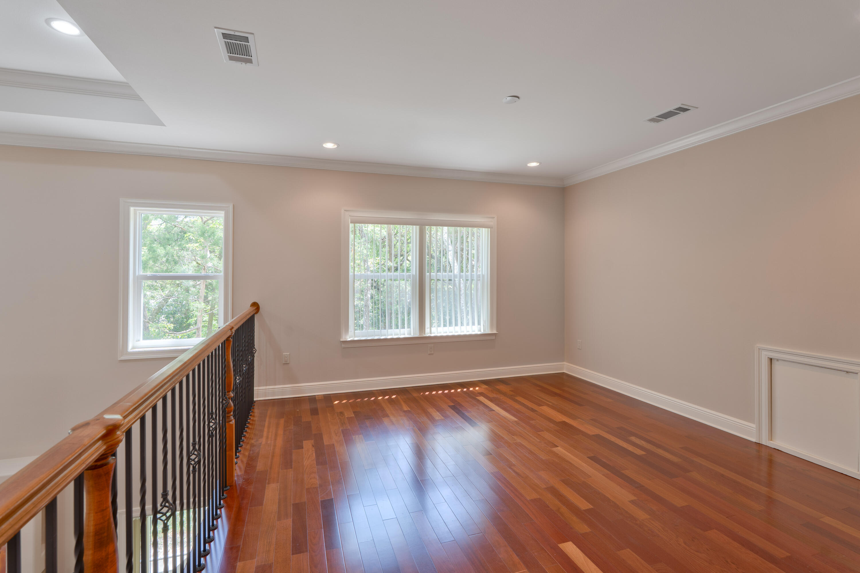 Lake Pippin - Residential