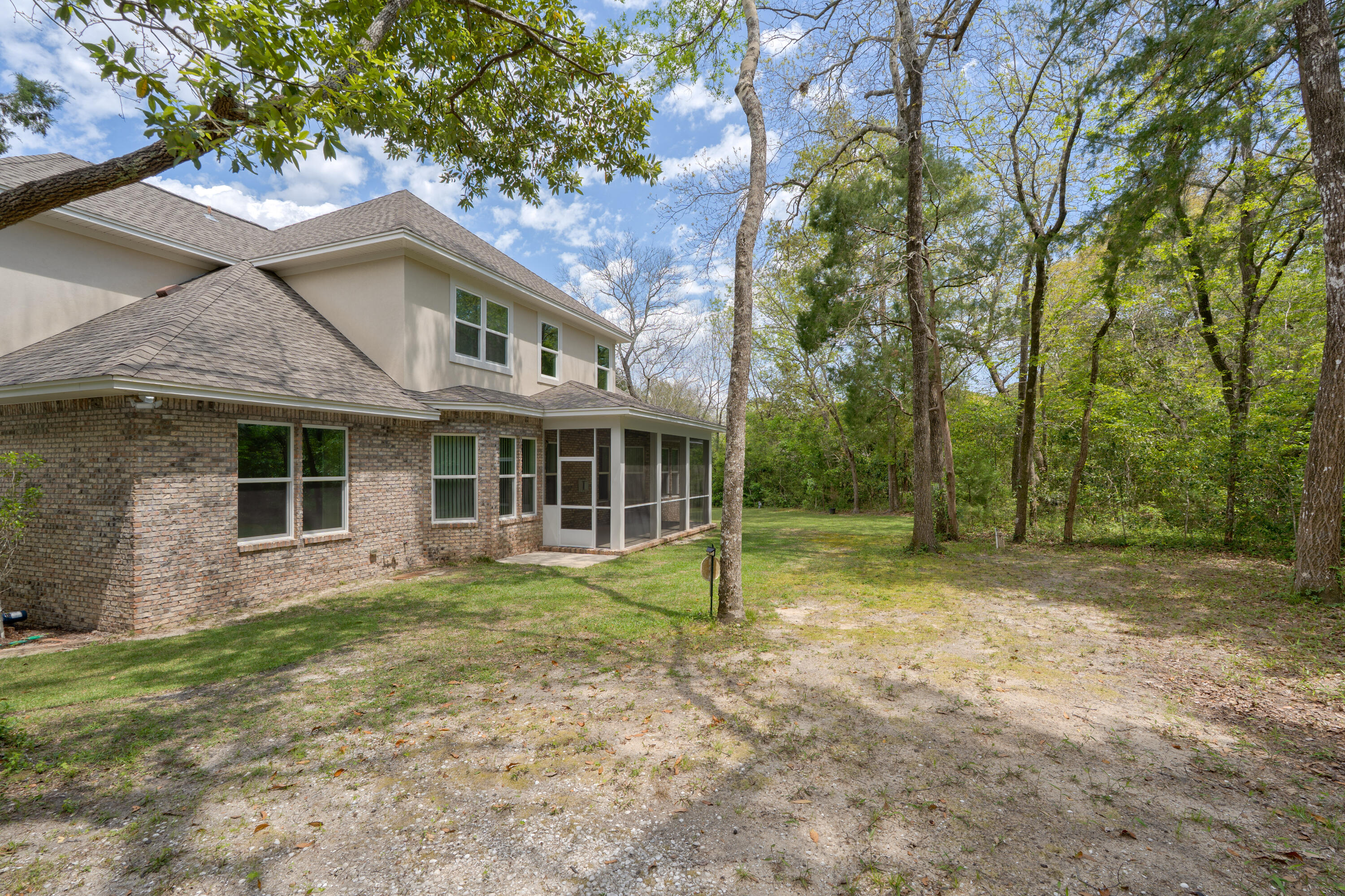 Lake Pippin - Residential