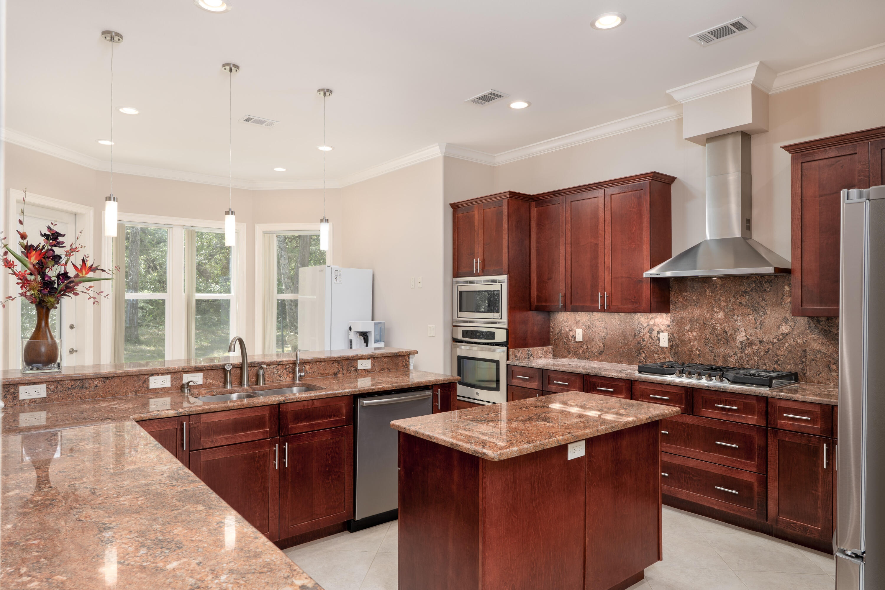 Lake Pippin - Residential