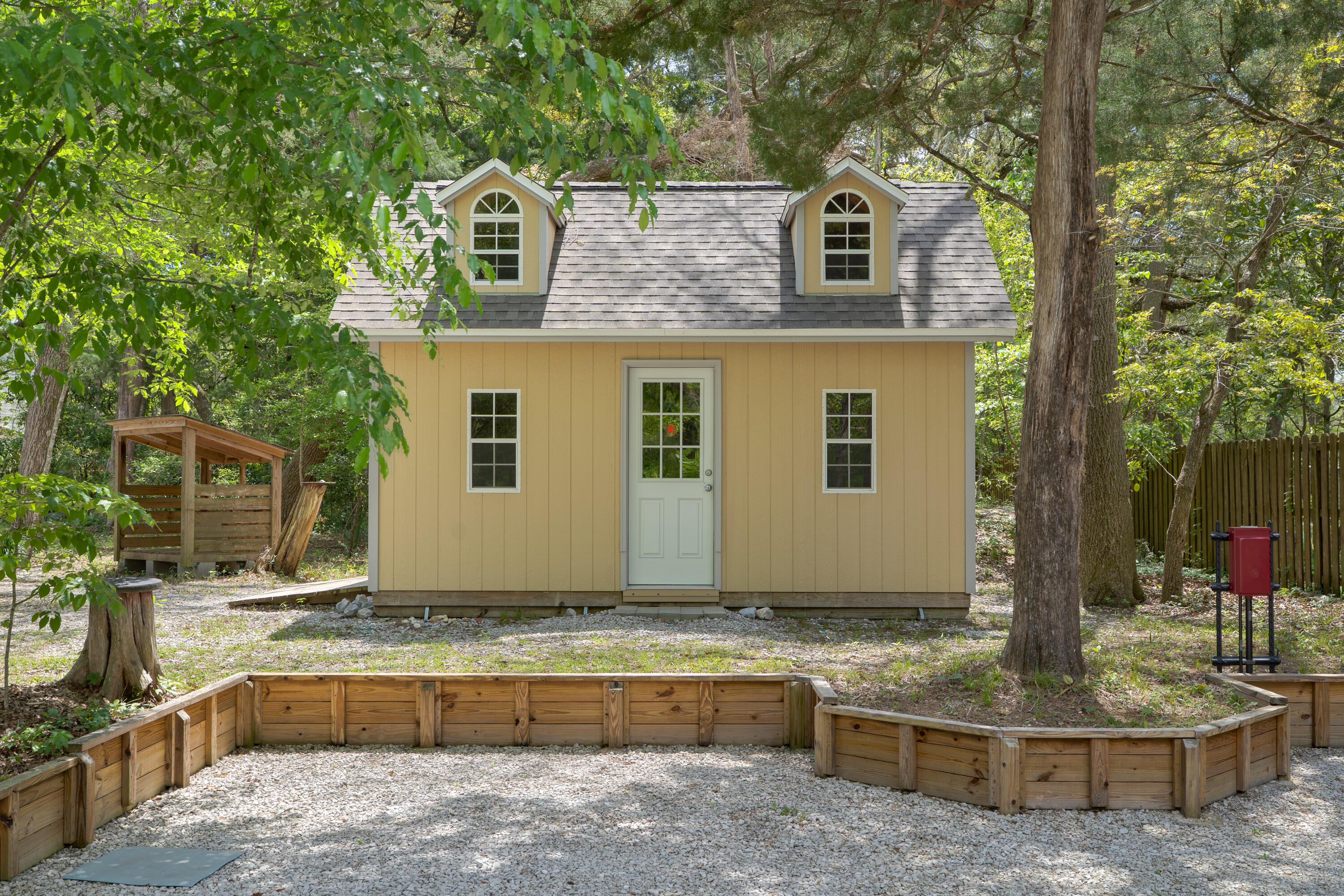 Lake Pippin - Residential