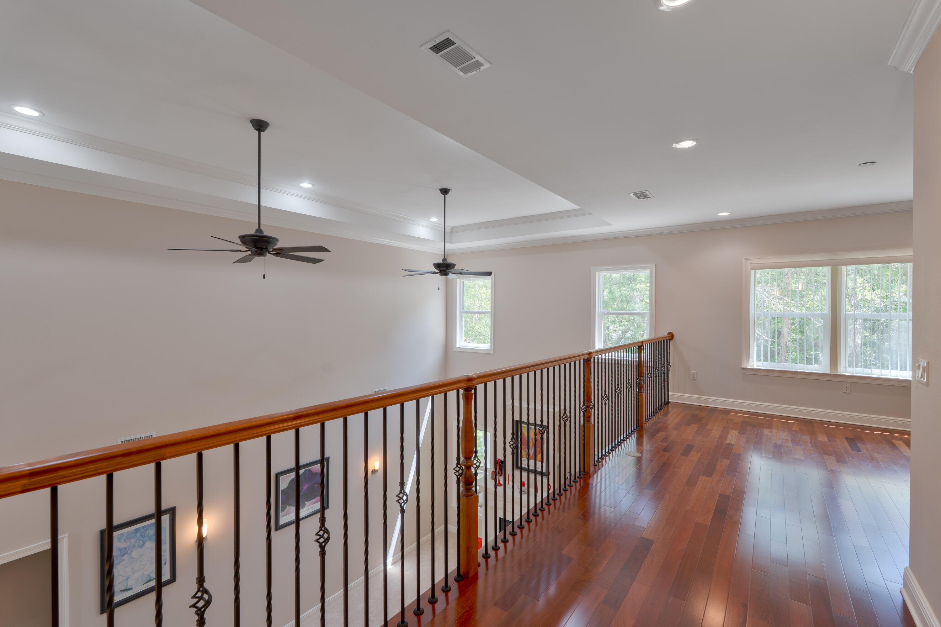 Lake Pippin - Residential