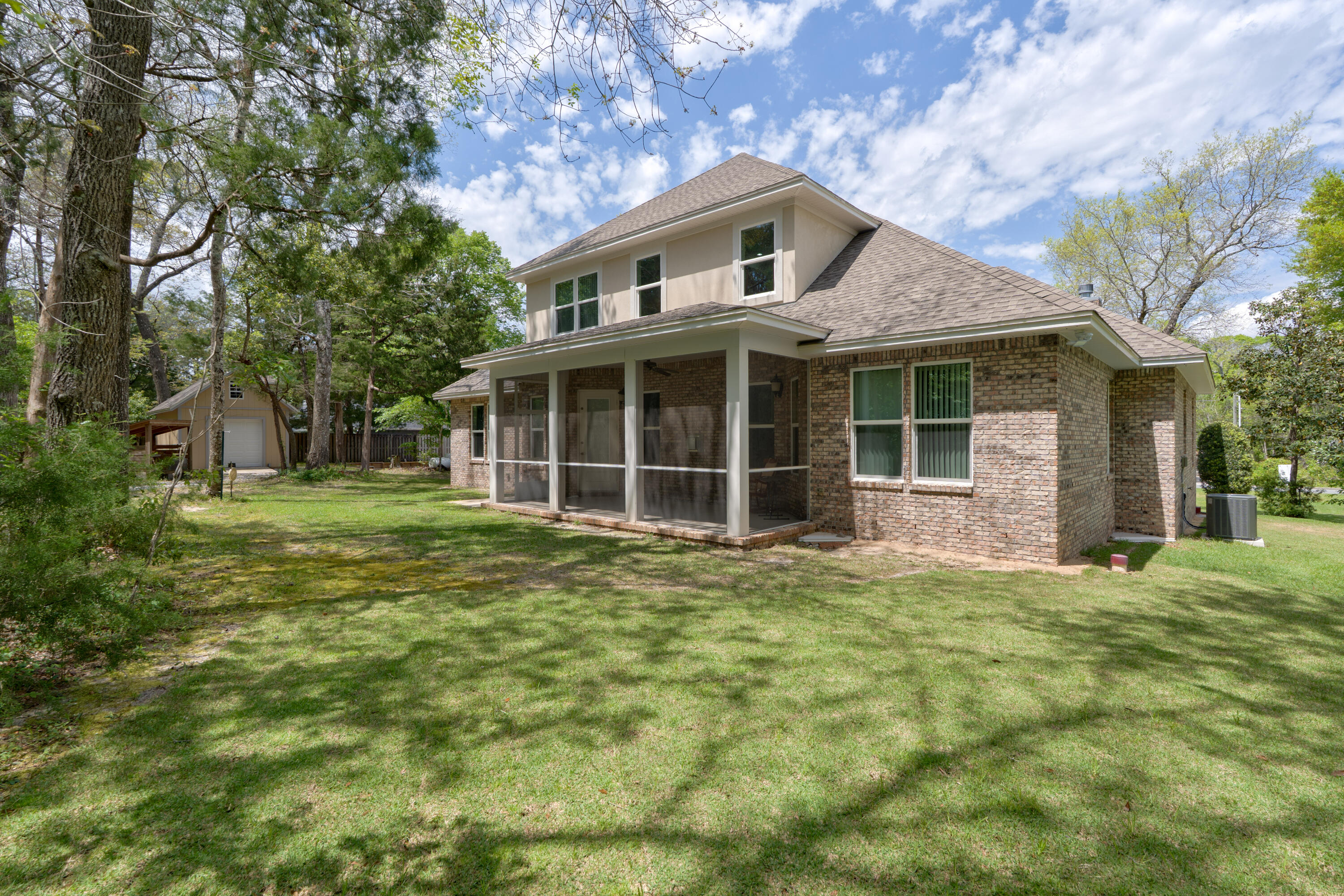 Lake Pippin - Residential