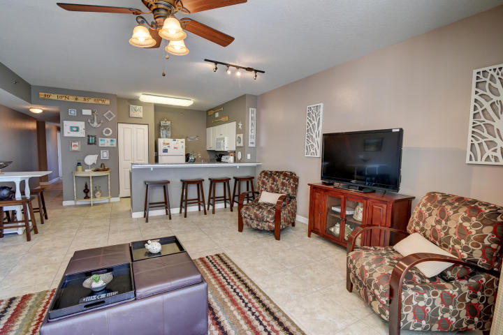 SHORES OF PANAMA - Residential