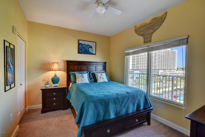 SHORES OF PANAMA - Residential