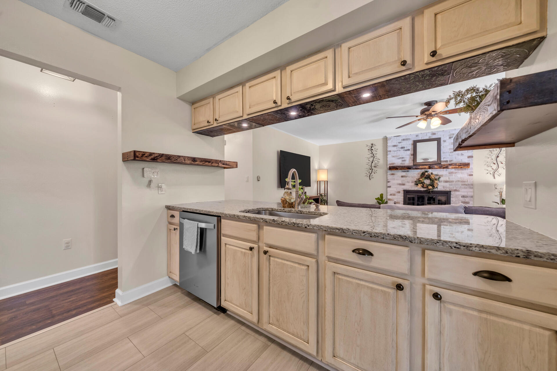 SUNSET BEACH - Residential