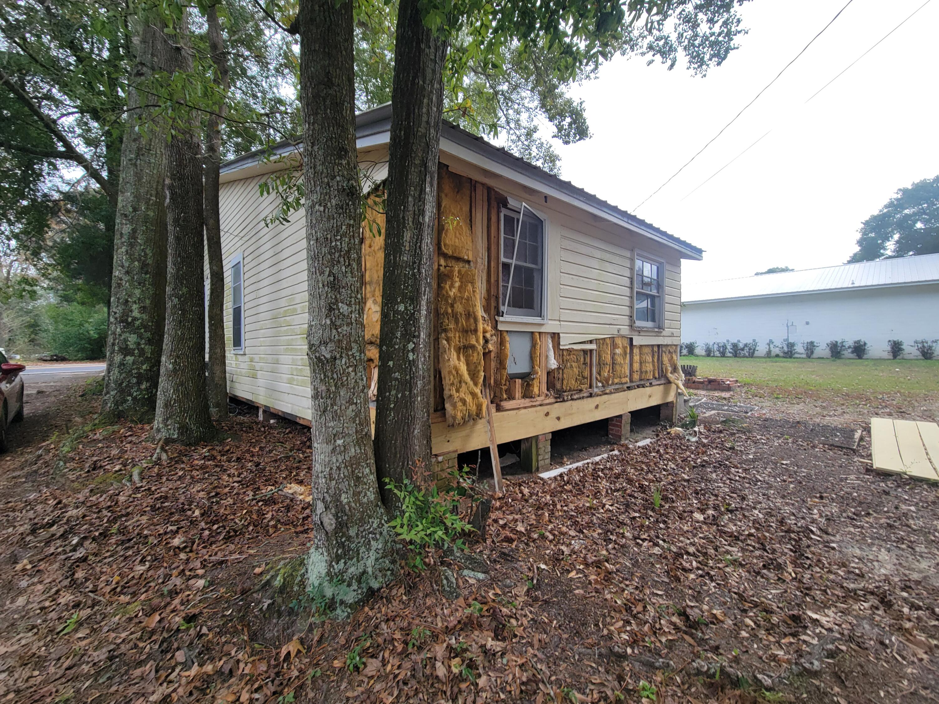 TOWN OF DEFUNIAK SPRINGS - Residential