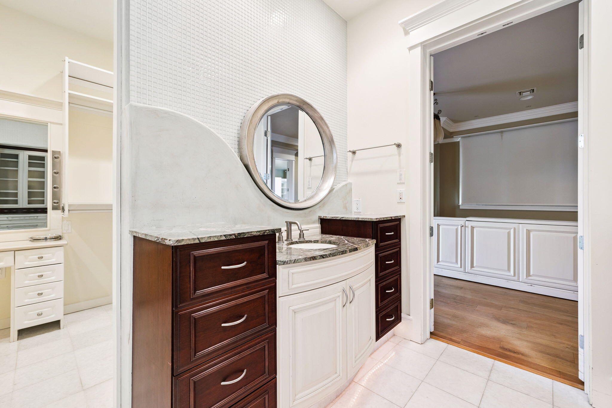 BLUE MOUNTAIN BEACH - Residential