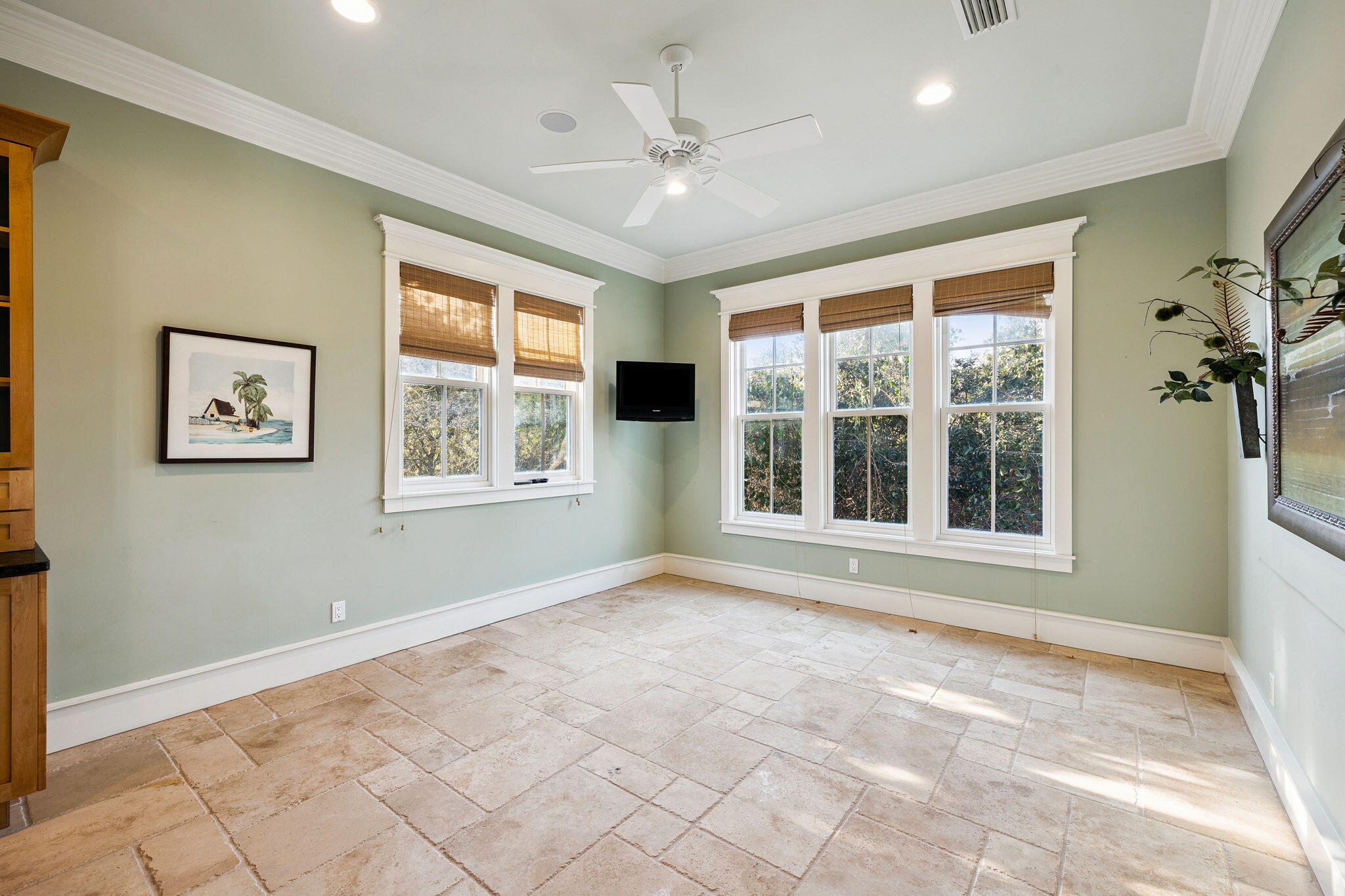 BLUE MOUNTAIN BEACH - Residential