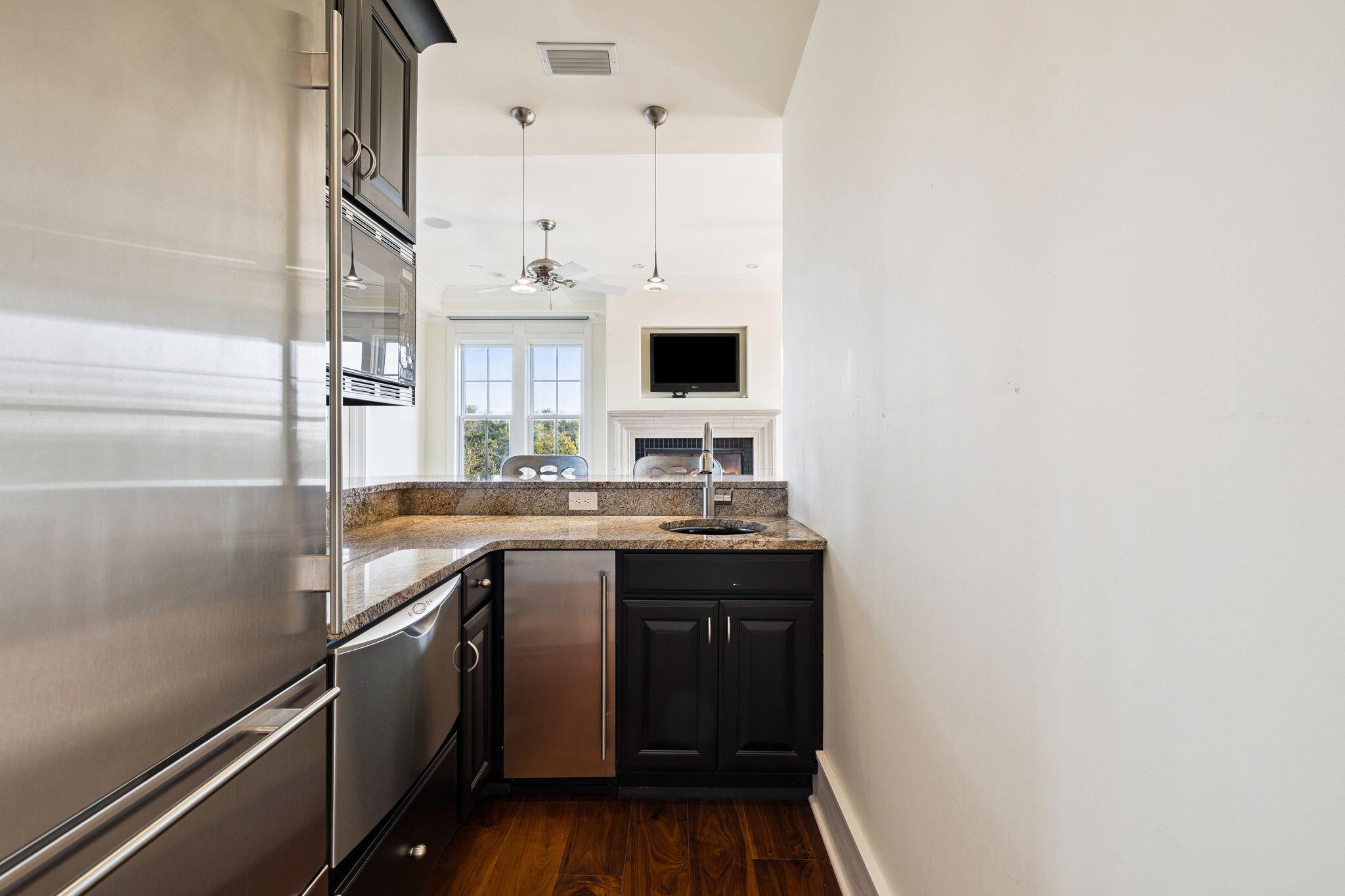 BLUE MOUNTAIN BEACH - Residential