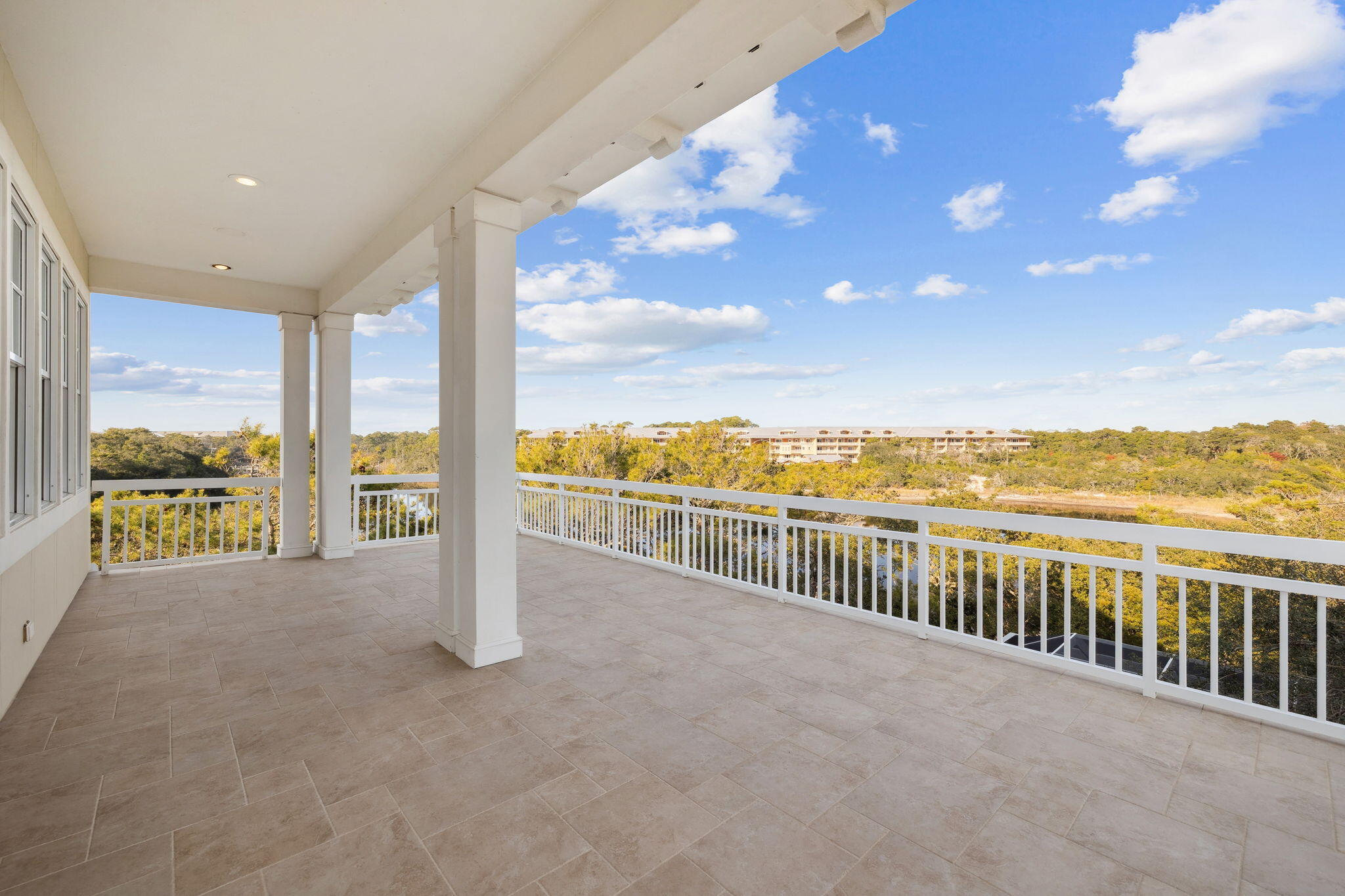 BLUE MOUNTAIN BEACH - Residential