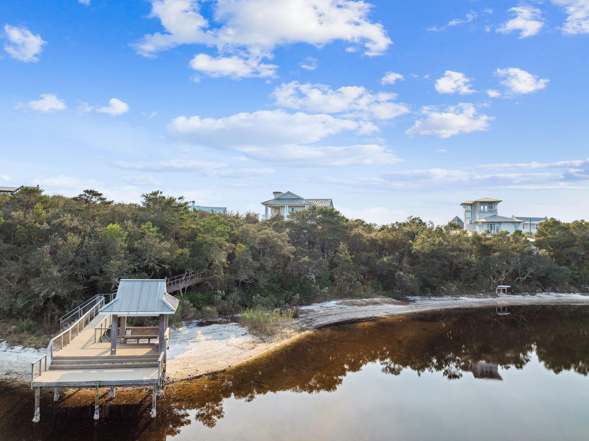 BLUE MOUNTAIN BEACH - Residential