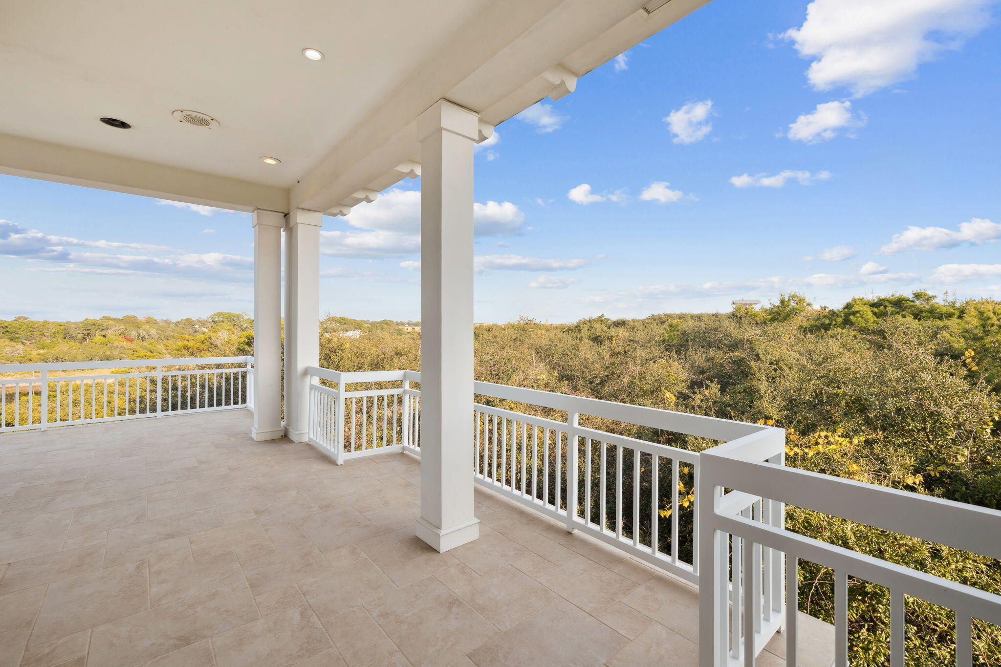 BLUE MOUNTAIN BEACH - Residential