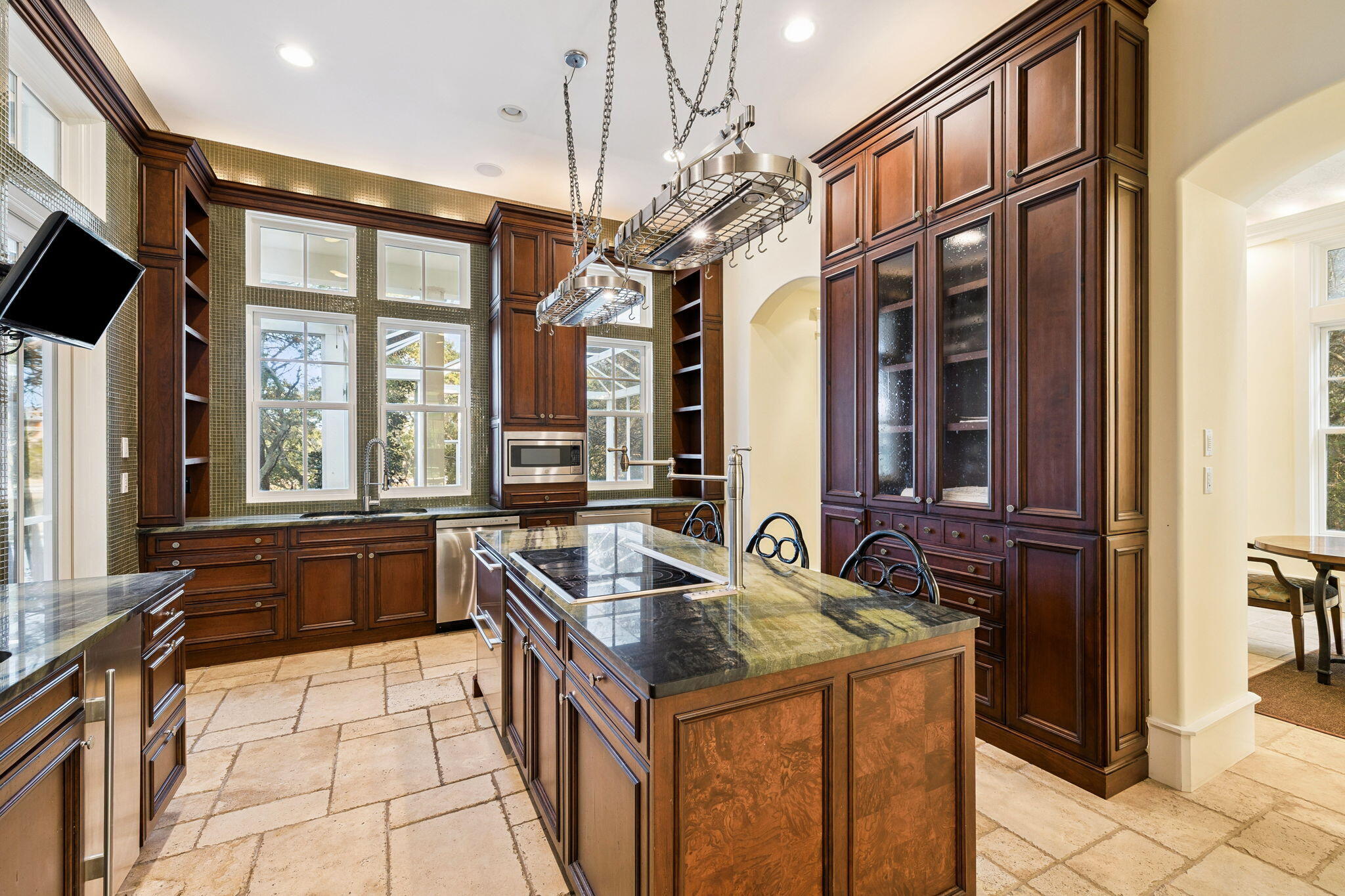 BLUE MOUNTAIN BEACH - Residential