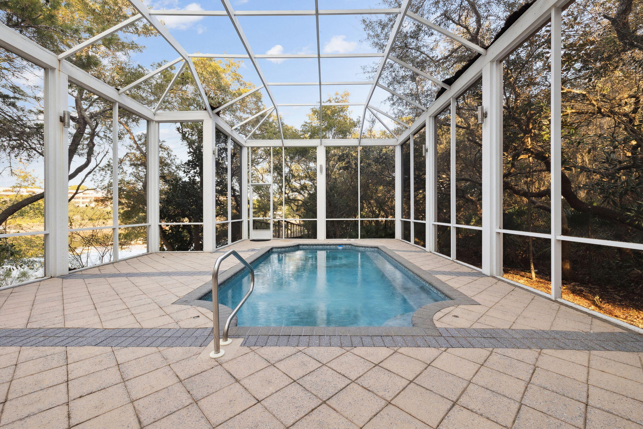 BLUE MOUNTAIN BEACH - Residential