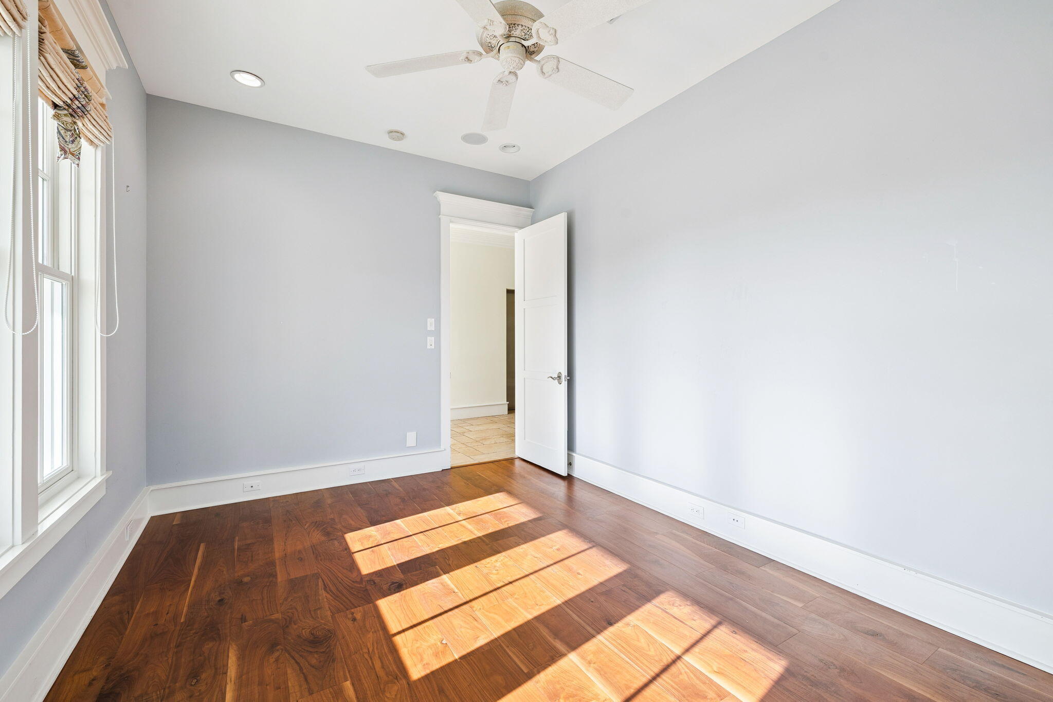 BLUE MOUNTAIN BEACH - Residential