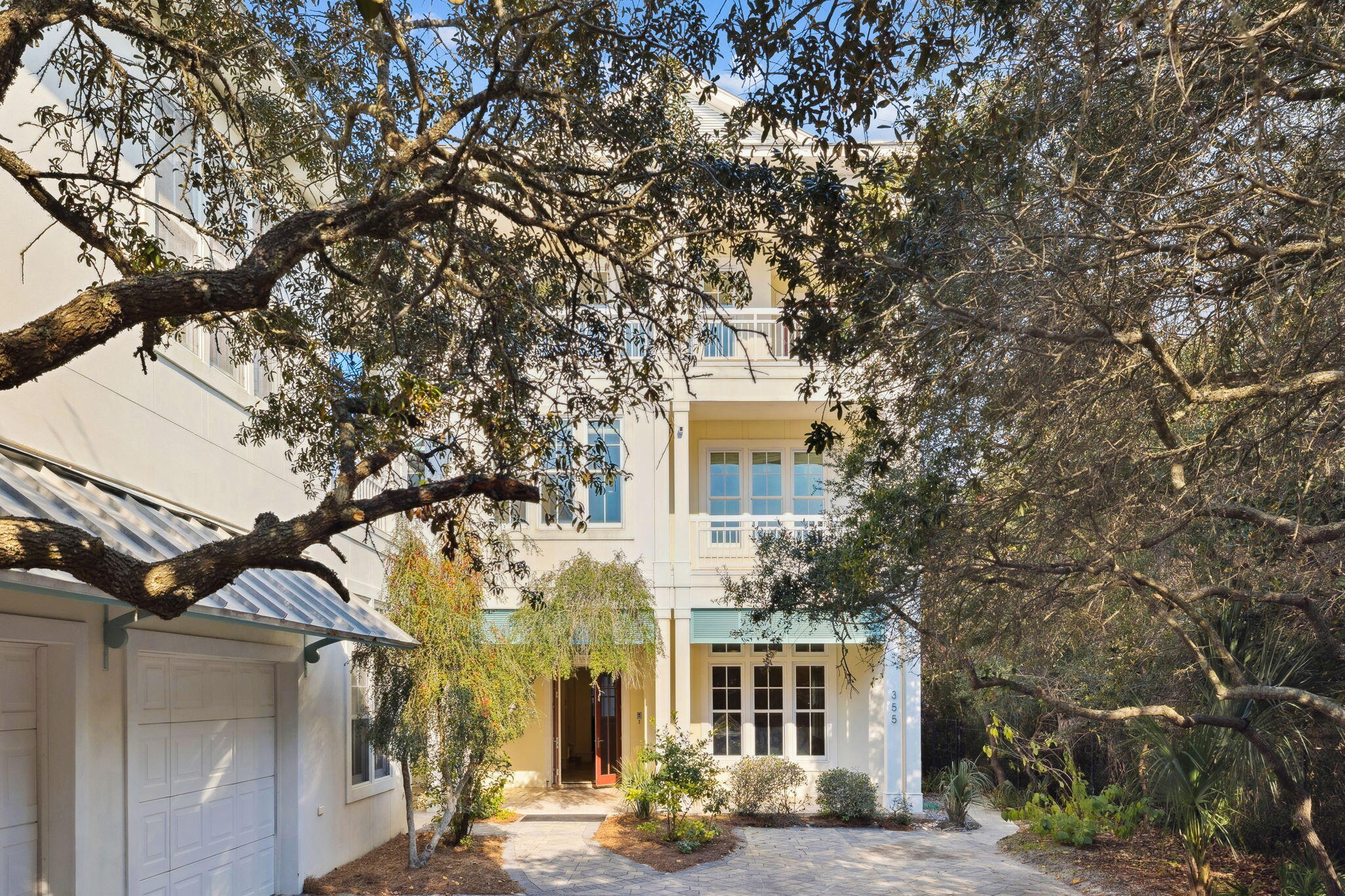 BLUE MOUNTAIN BEACH - Residential