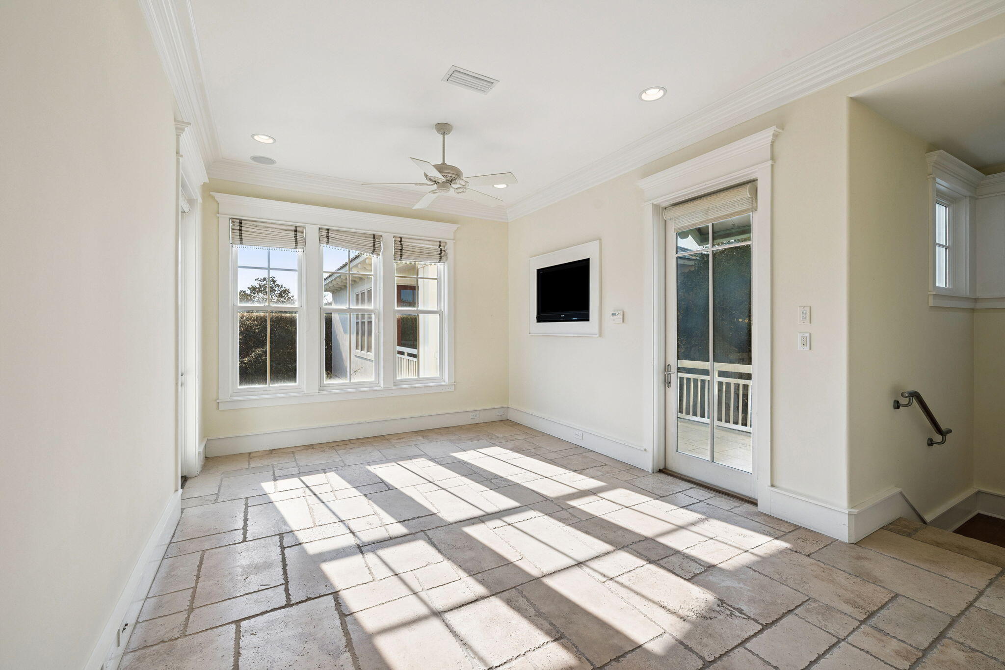 BLUE MOUNTAIN BEACH - Residential