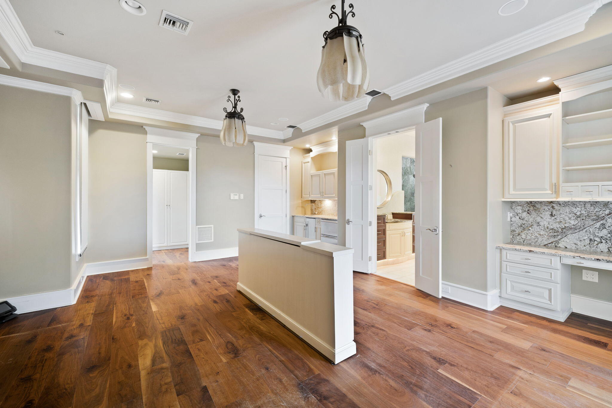 BLUE MOUNTAIN BEACH - Residential