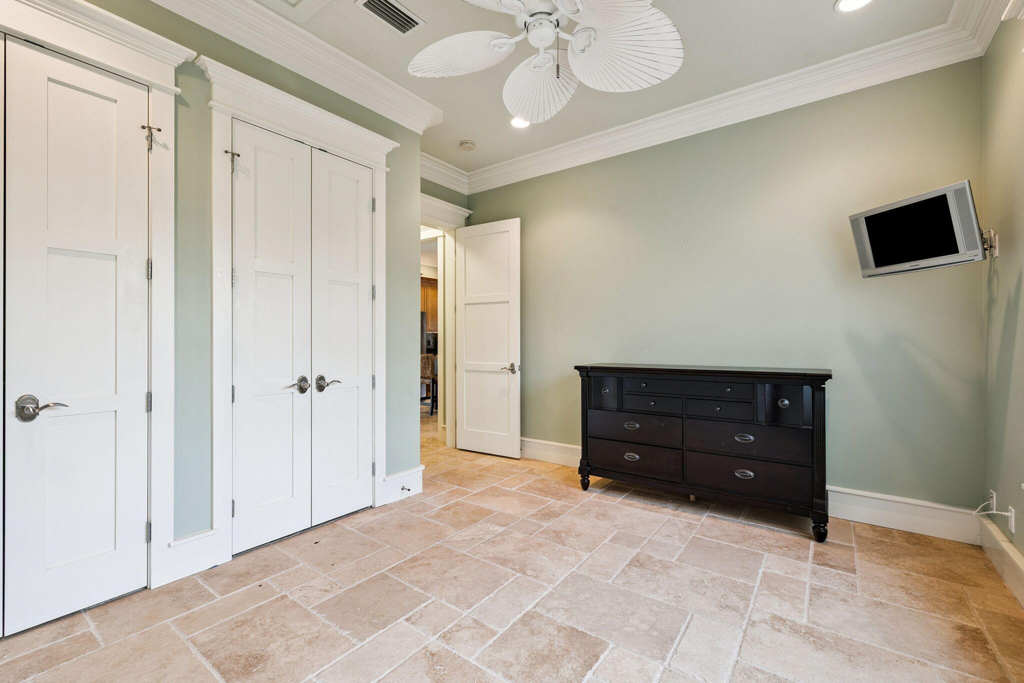 BLUE MOUNTAIN BEACH - Residential