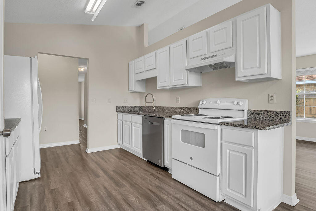 SUNSAIL S/D - Residential