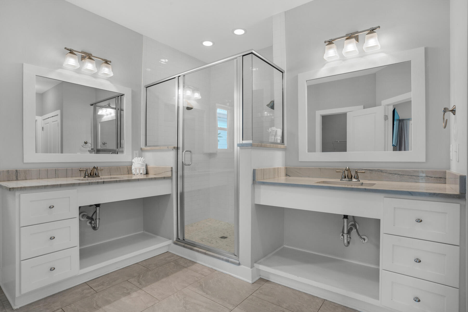 FRANGISTA BEACH 2ND ADDN - Residential