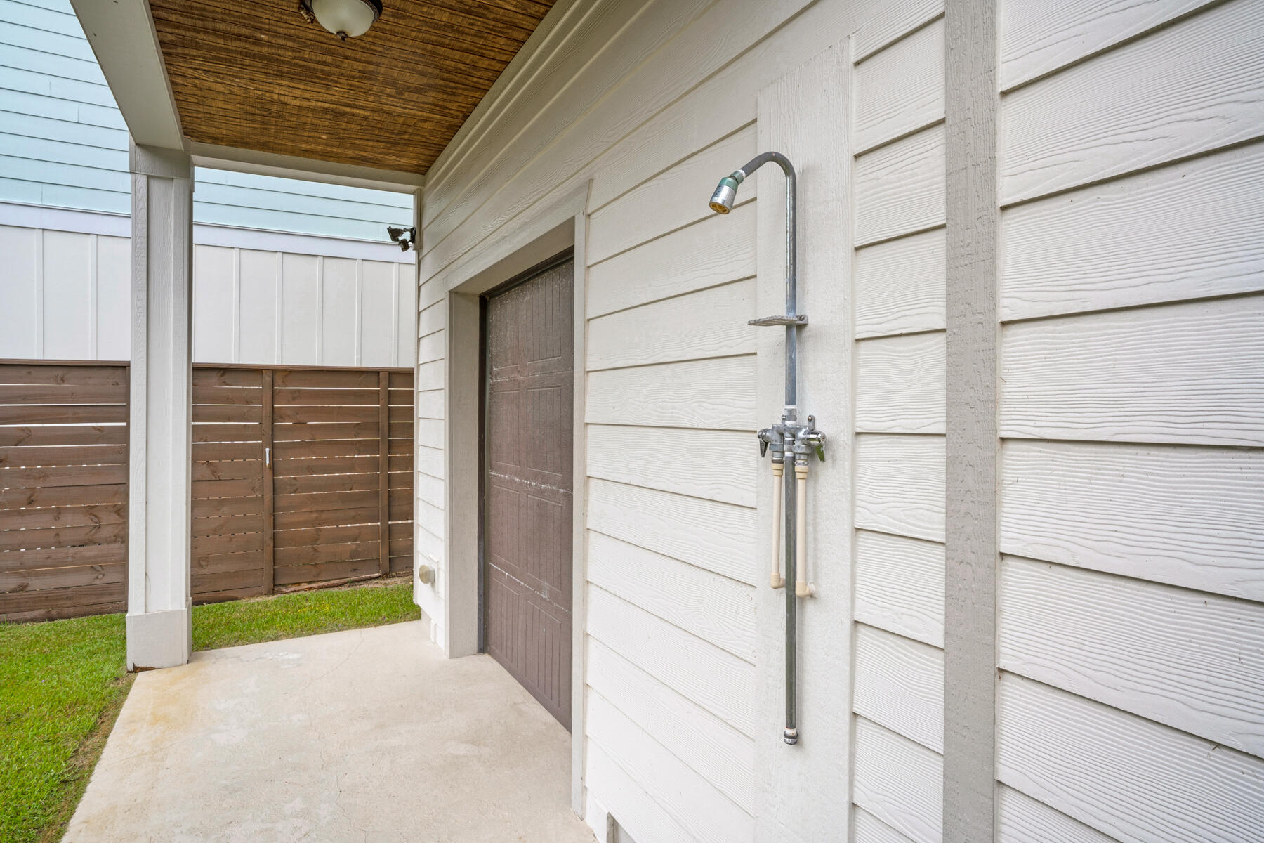 FRANGISTA BEACH 2ND ADDN - Residential