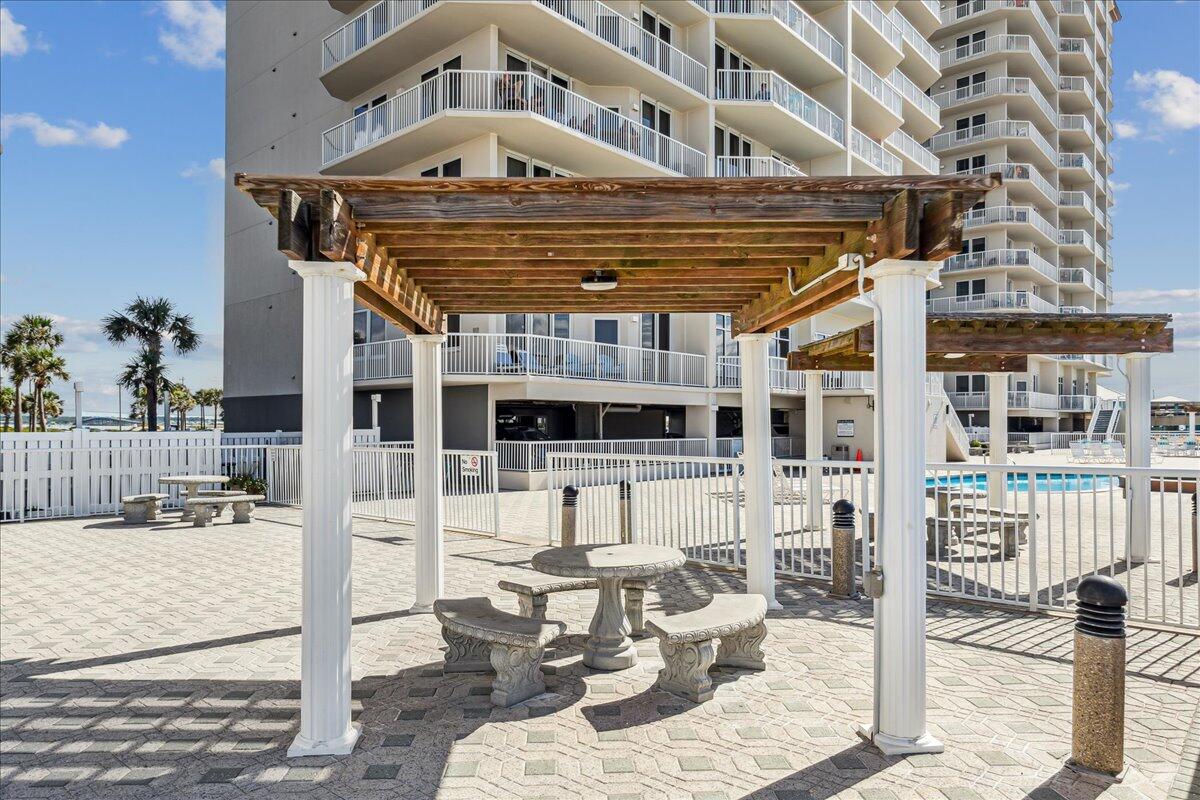 SUMMERWIND CONDOS - Residential