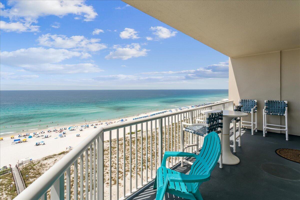 SUMMERWIND CONDOS - Residential