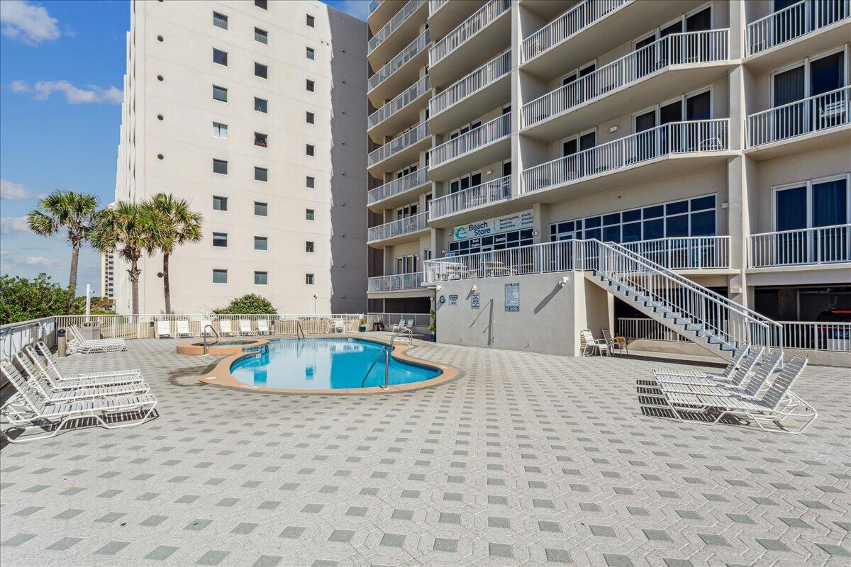 SUMMERWIND CONDOS - Residential