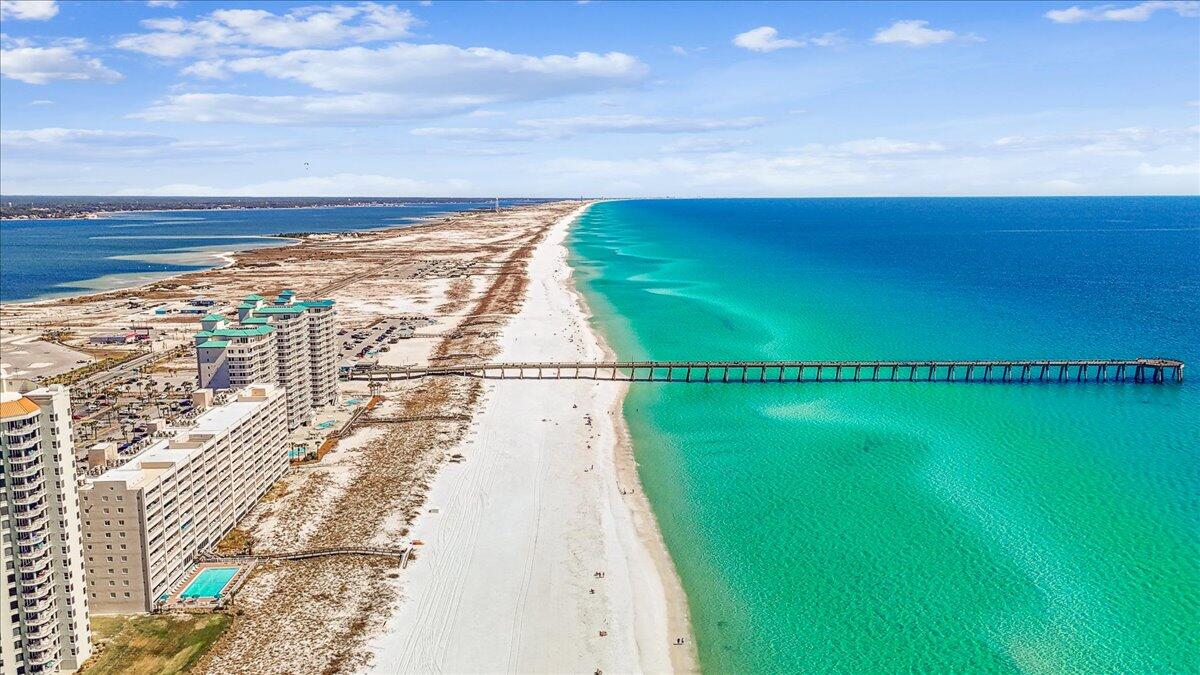 SUMMERWIND CONDOS - Residential