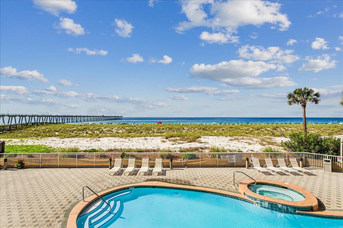SUMMERWIND CONDOS - Residential