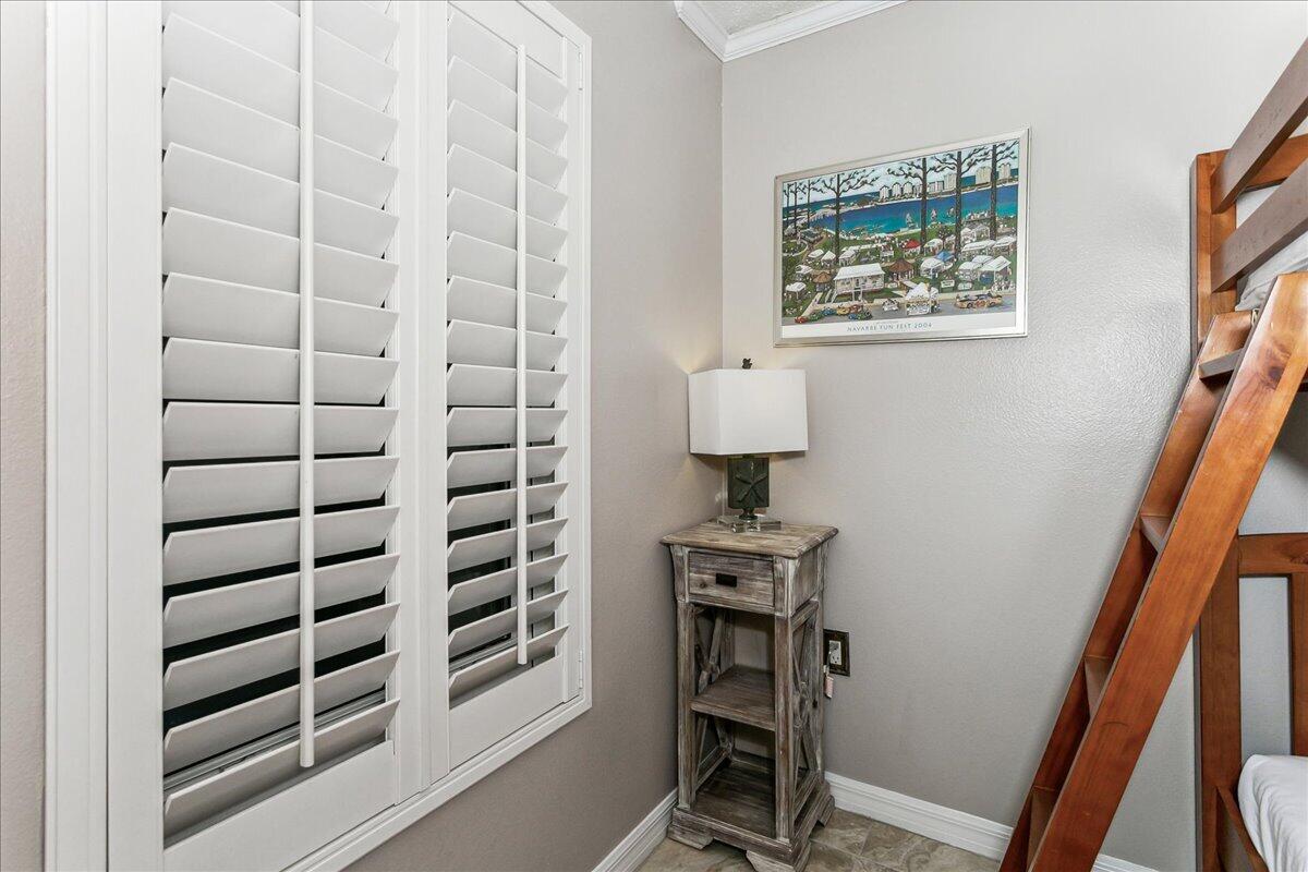 SUMMERWIND CONDOS - Residential