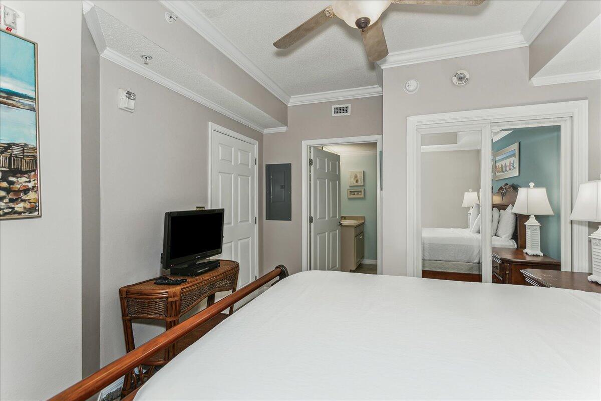 SUMMERWIND CONDOS - Residential