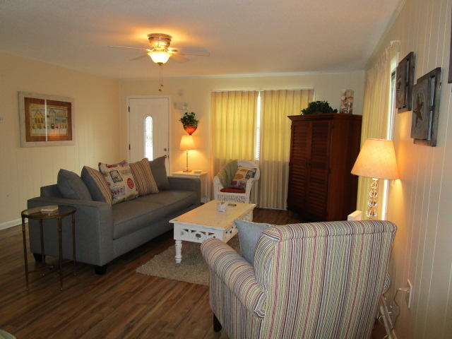 GRAYTON BEACH - Residential