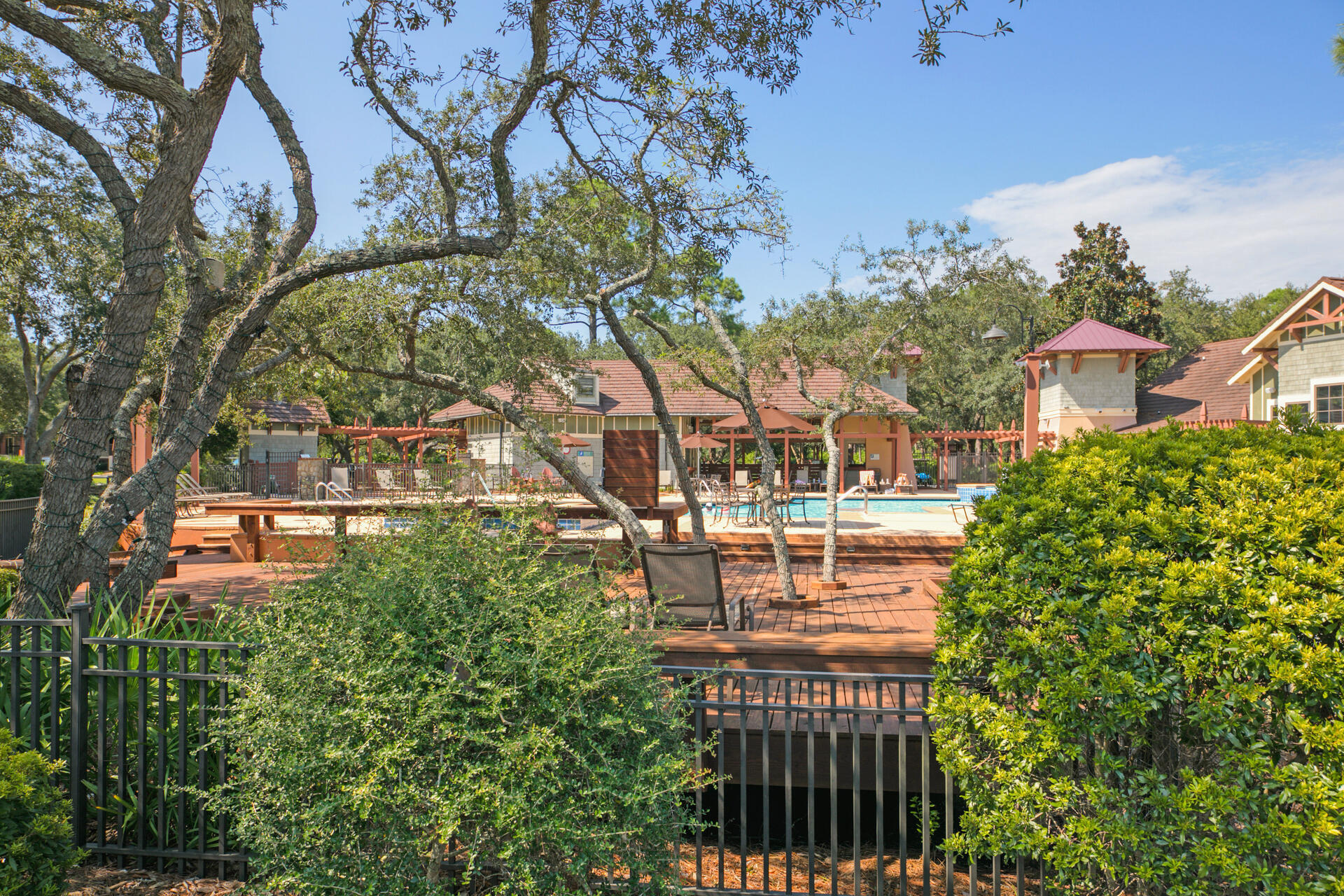 WILD HERON - Residential