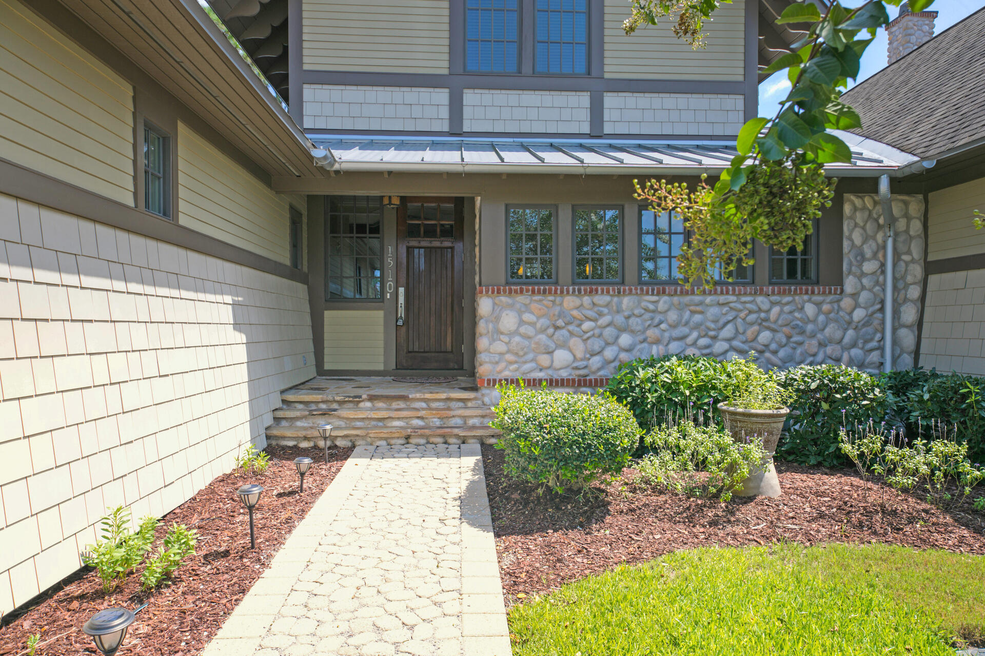 WILD HERON - Residential