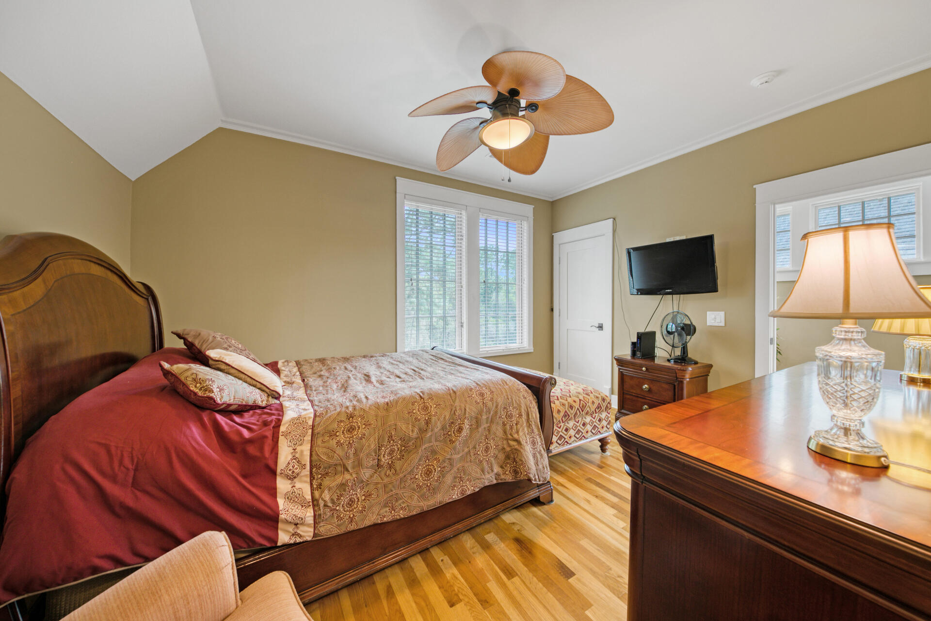 WILD HERON - Residential